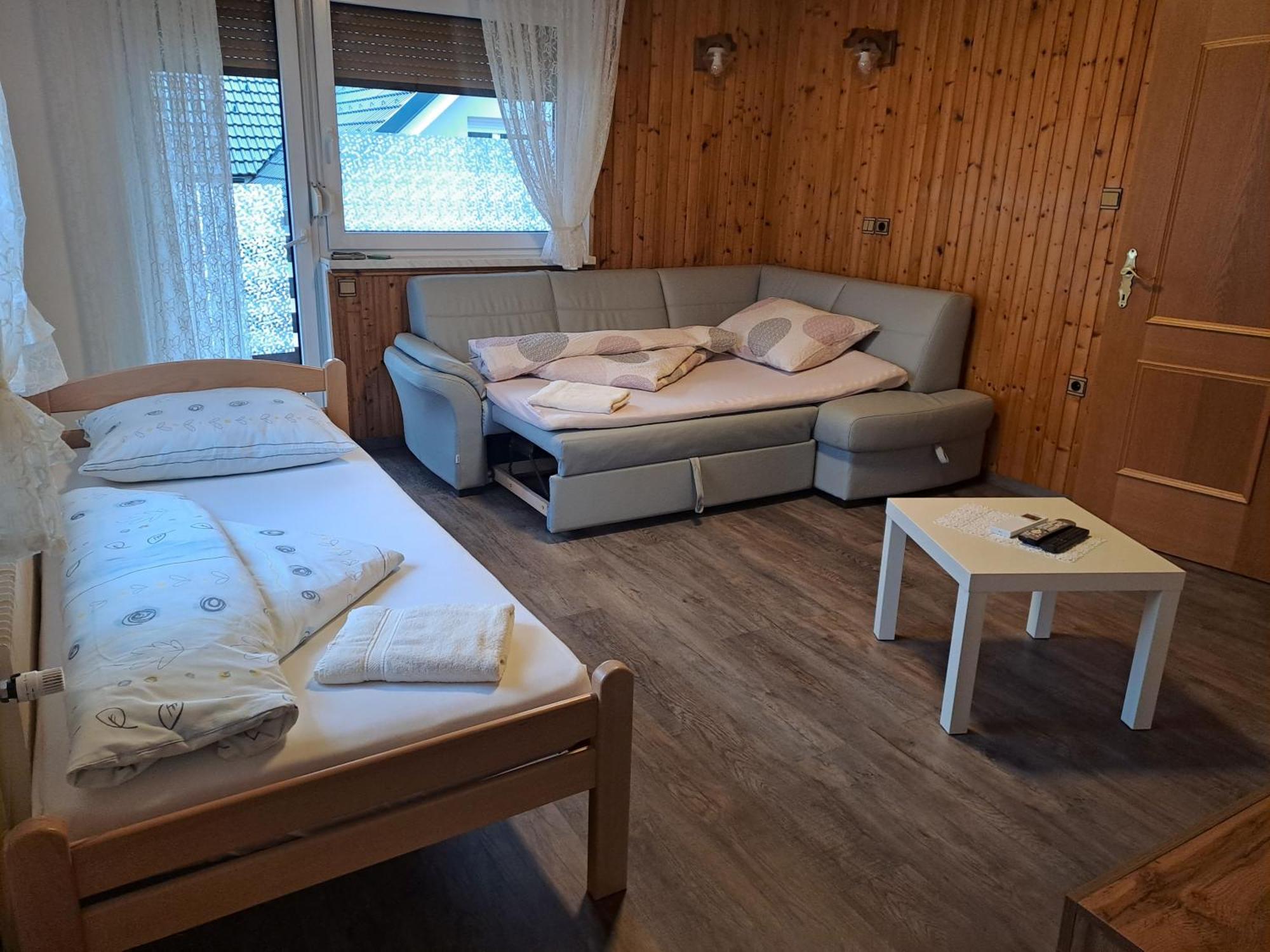 Kiara Rooms Jesenice Buitenkant foto